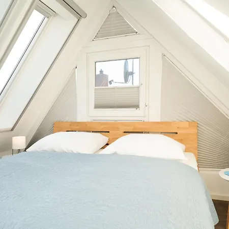 Haus 1805 *