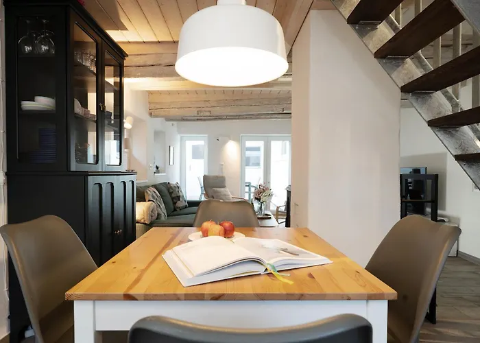 Semesterbostad Haus 1805